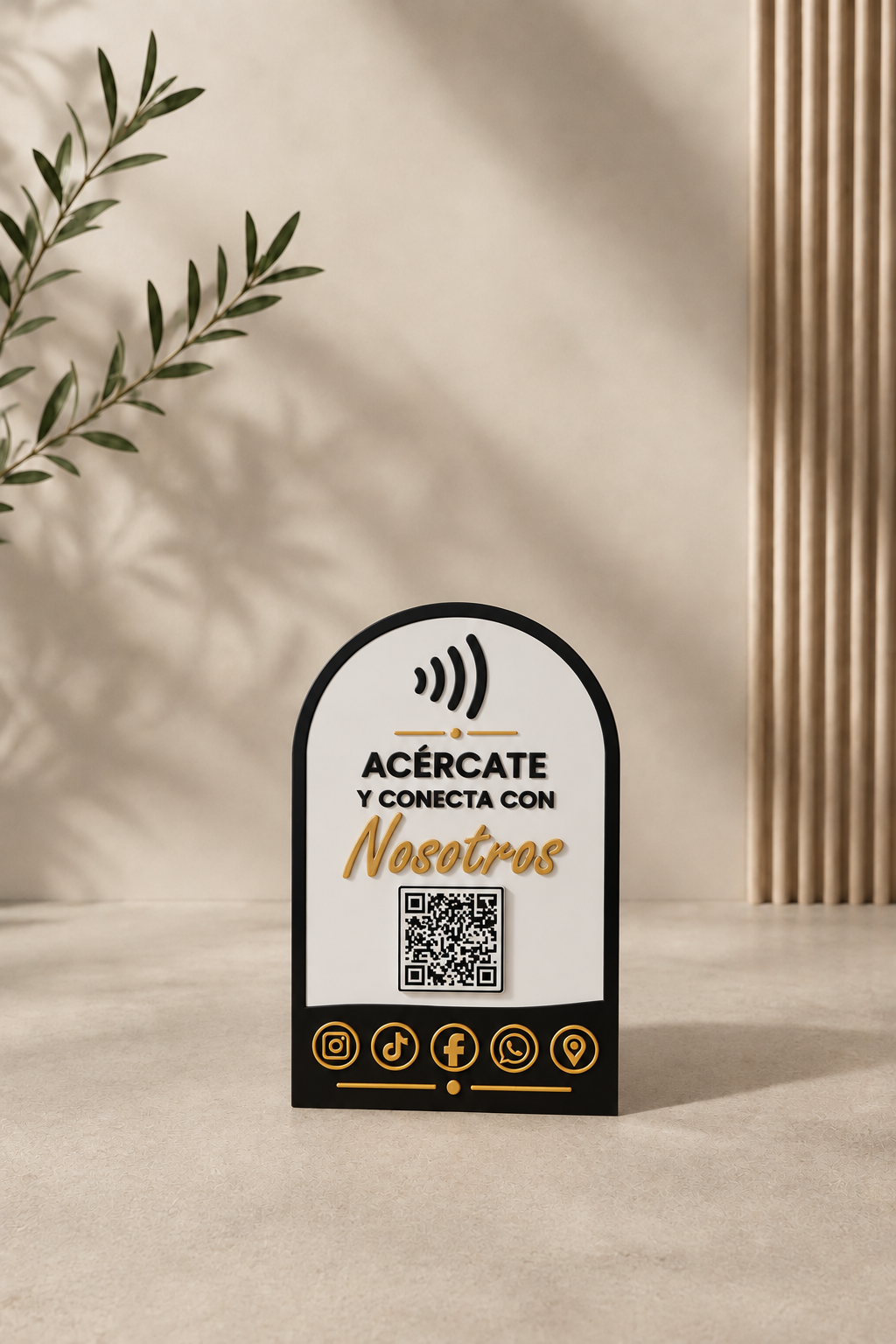 Placa Acércate y Conecta con Nosotros